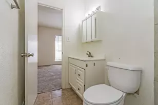 3006 Falk Ct, La Porte, TX 77571 - Photo 11