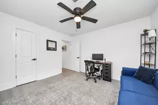 7003 Darien St, Houston, TX 77028 - Photo 33