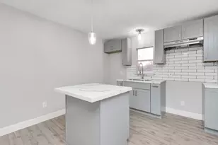 7003 Darien St, Houston, TX 77028 - Photo 43