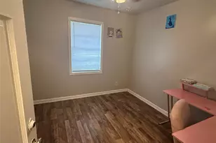 2210 Utica St, Beaumont, TX 77703 - Photo 7
