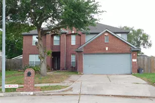 16202 Mountain Timber Ct, Friendswood, TX 77546 - Photo 1