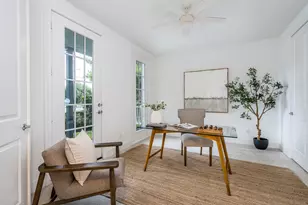 8624 Emnora Ln, Houston, TX 77080 - Photo 9
