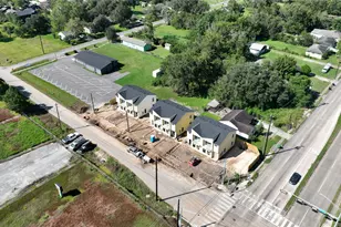 5122 Clover St St, Houston, TX 77033 - Photo 7