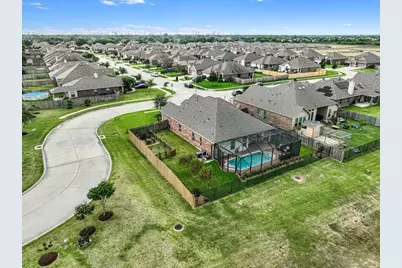 902 White Willow Drive, Texas City, TX 77590 - Photo 41