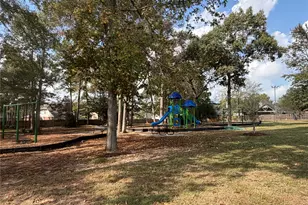 951 Fife Dr, Conroe, TX 77301 - Photo 31