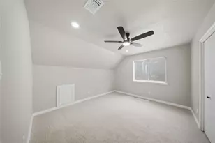 13903 Charlynn Oaks Dr, Houston, TX 77070 - Photo 37