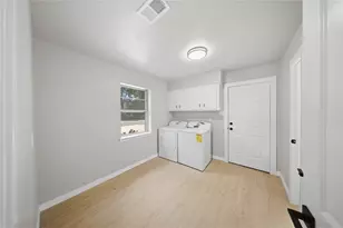13903 Charlynn Oaks Dr, Houston, TX 77070 - Photo 15