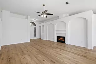 1335 Chesterpoint Dr, Spring, TX 77386 - Photo 9