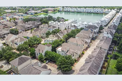 8806 Lakeshore Bend Drive, Houston, TX 77080 - Photo 45