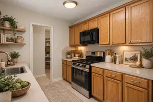 8051 Bay Branch Dr, The Woodlands, TX 77382 - Photo 9