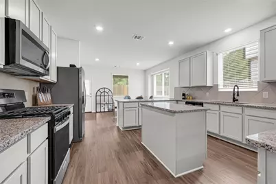 13288 Musky Drive, Conroe, TX 77384 - Photo 11
