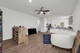 13288 Musky Dr, Conroe, TX 77384 - Photo 9
