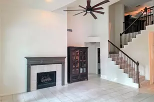 94 E Evangeline Oaks Cir, The Woodlands, TX 77384 - Photo 3