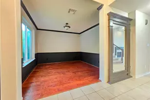 94 E Evangeline Oaks Cir, The Woodlands, TX 77384 - Photo 9
