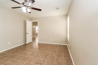 10005 Sterling Place Drive, Conroe, TX 77303 - Photo 11