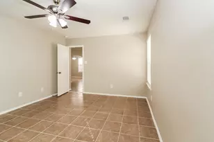 10005 Sterling Pl Dr, Conroe, TX 77303 - Photo 11