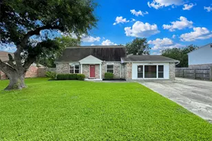 2323 37th Ave N, Texas City, TX 77590 - Photo 3