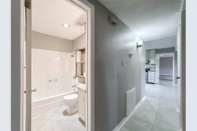 2323 37th Avenue N, Texas City, TX 77590 - Photo 23