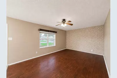 2323 37th Avenue N, Texas City, TX 77590 - Photo 15