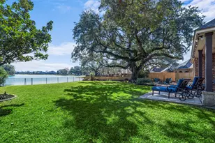 1012 Enchanted Oaks Dr, Angleton, TX 77515 - Photo 37