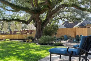 1012 Enchanted Oaks Dr, Angleton, TX 77515 - Photo 35