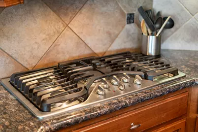 1012 Enchanted Oaks Drive, Angleton, TX 77515 - Photo 21