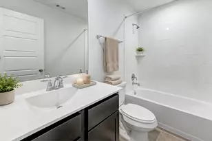 12322 Churchill downs Dr, Houston, TX 77047 - Photo 19