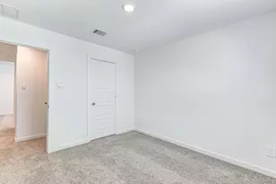 12322 Churchill downs Dr, Houston, TX 77047 - Photo 9