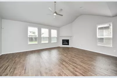11610 Glossy Oak Lane, Houston, TX 77066 - Photo 9