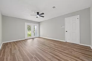12079 Maverick Dr, Willis, TX 77378 - Photo 25