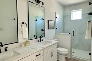 812 Elkhart St, Houston, TX 77091 - Photo 37