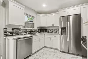 4020 Blue Bonnet Blvd, Houston, TX 77025 - Photo 1