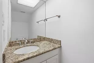 1920 Augusta Dr, Houston, TX 77057 - Photo 9