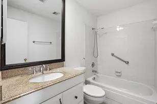 1920 Augusta Dr, Houston, TX 77057 - Photo 17