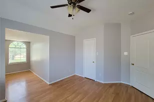 9410 Barretts Glen Ct, Houston, TX 77065 - Photo 35