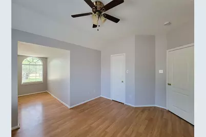 9410 Barretts Glen Court, Houston, TX 77065 - Photo 35