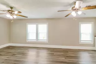 522 12th Ave N, Texas City, TX 77590 - Photo 5