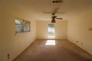 2 Elm Pl, Angleton, TX 77515 - Photo 21