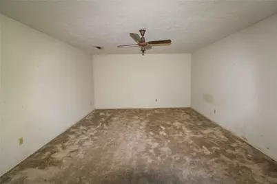 2 Elm Place, Angleton, TX 77515 - Photo 29