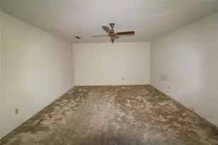 2 Elm Pl, Angleton, TX 77515 - Photo 29