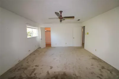 2 Elm Place, Angleton, TX 77515 - Photo 31