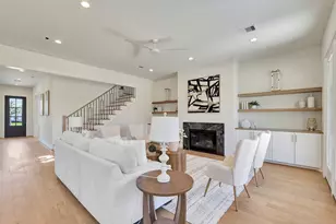 1946 Pech Rd, Houston, TX 77055 - Photo 11