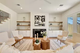 1946 Pech Rd, Houston, TX 77055 - Photo 23