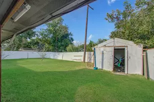 11910 Hunkler Dr, Houston, TX 77047 - Photo 31