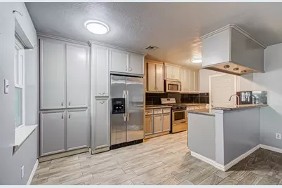 11910 Hunkler Drive, Houston, TX 77047 - Photo 7
