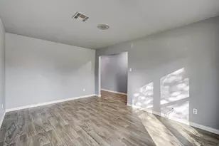 11910 Hunkler Dr, Houston, TX 77047 - Photo 13