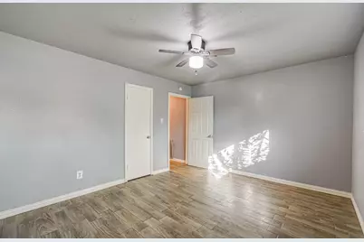 11910 Hunkler Drive, Houston, TX 77047 - Photo 15