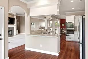 1106 W Forest Ave, Shoreacres, TX 77571 - Photo 9