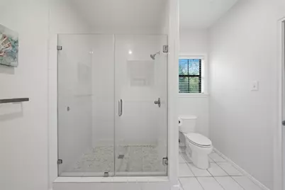 1106 W Forest Avenue, Shoreacres, TX 77571 - Photo 17