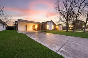 11610 Grapewood Dr, Houston, TX 77089 - Photo 1
